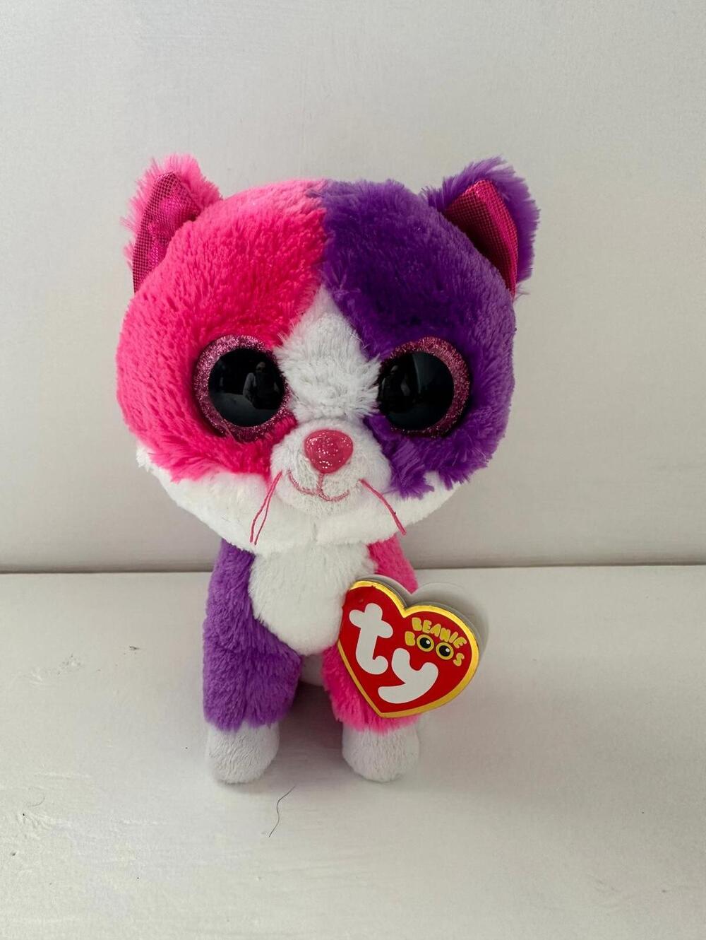 Ty Beanie Boo “Pellie” the Adorable Cat - Claire’s Exclusive *Rare* (6 inch)